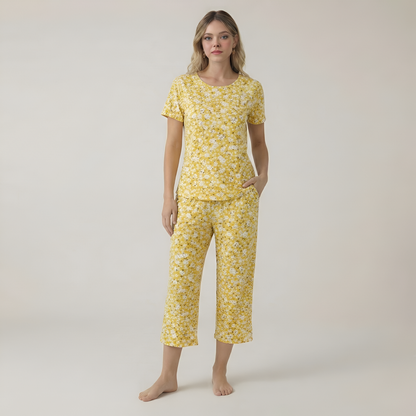 Short Sleeve Printed Capri Pajama Set For Women