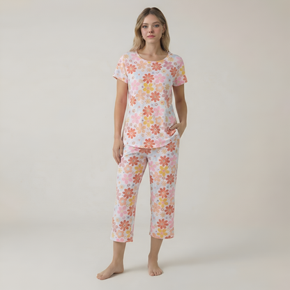 Short Sleeve Printed Capri Pajama Set For Women