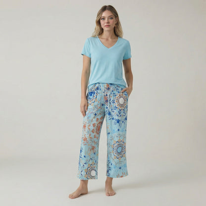 V Shaped Sleepwear And Capri Pajama Set
