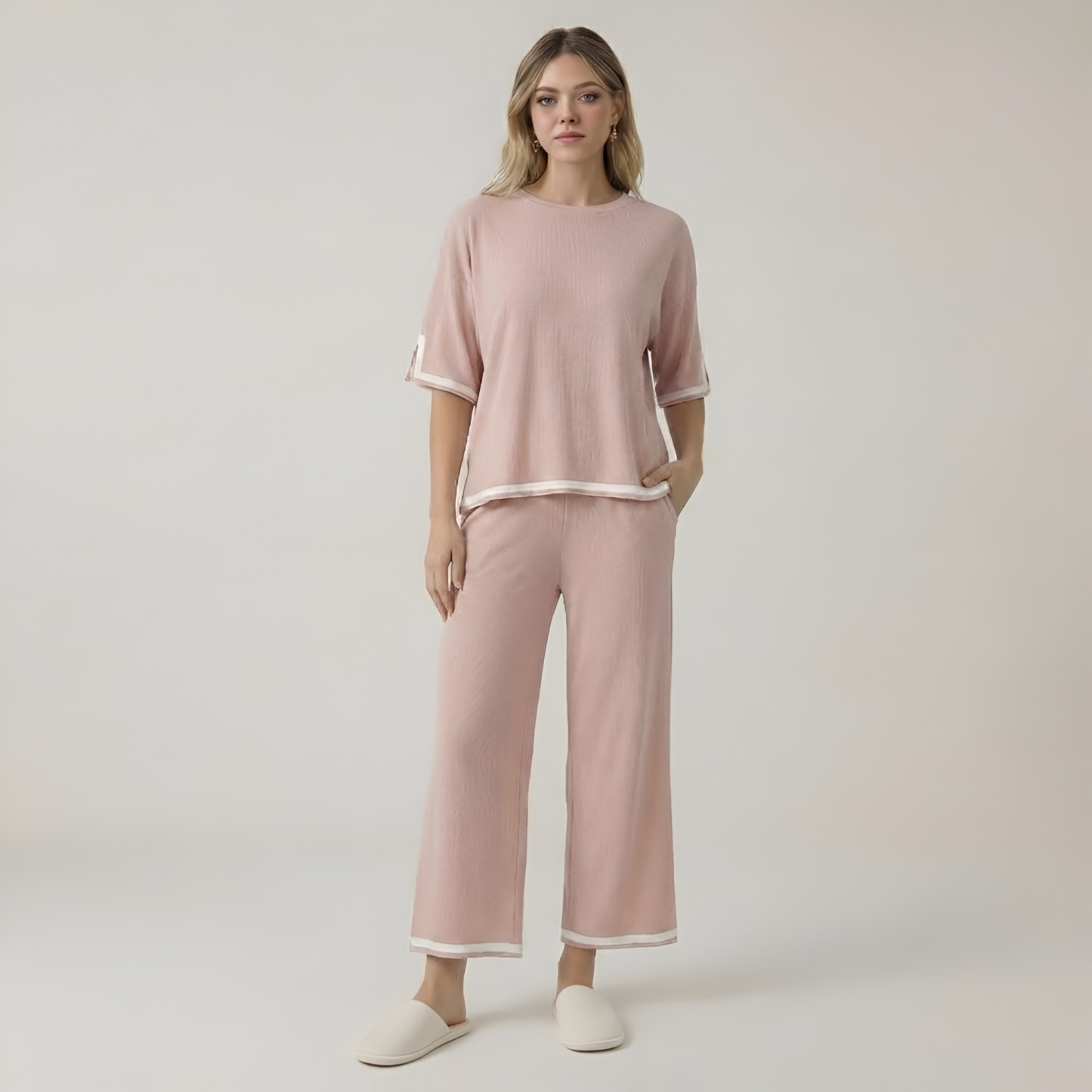 Knitted Two Piece Lounge Wear Set For Women