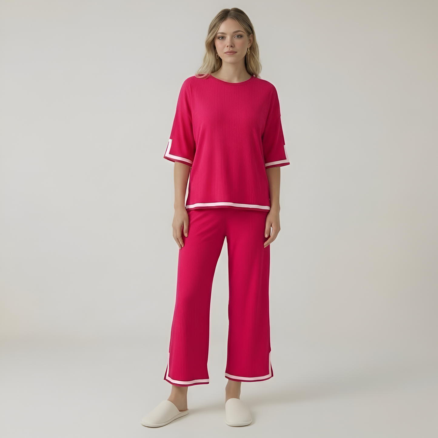 Knitted Two Piece Lounge Wear Set For Women