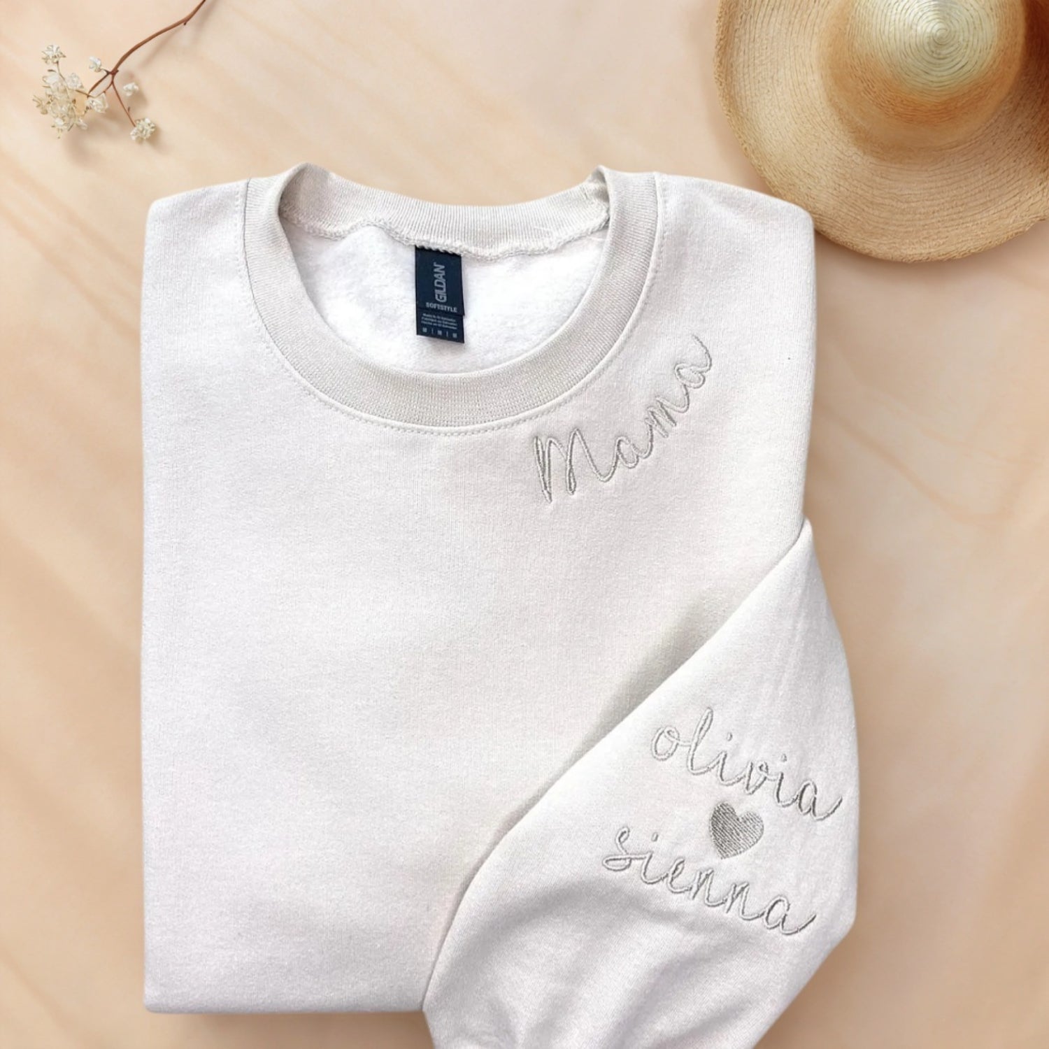 Personalized Mama Sweatshirt Featuring Names On Sleeve | SLIMG:7095777334284788037
