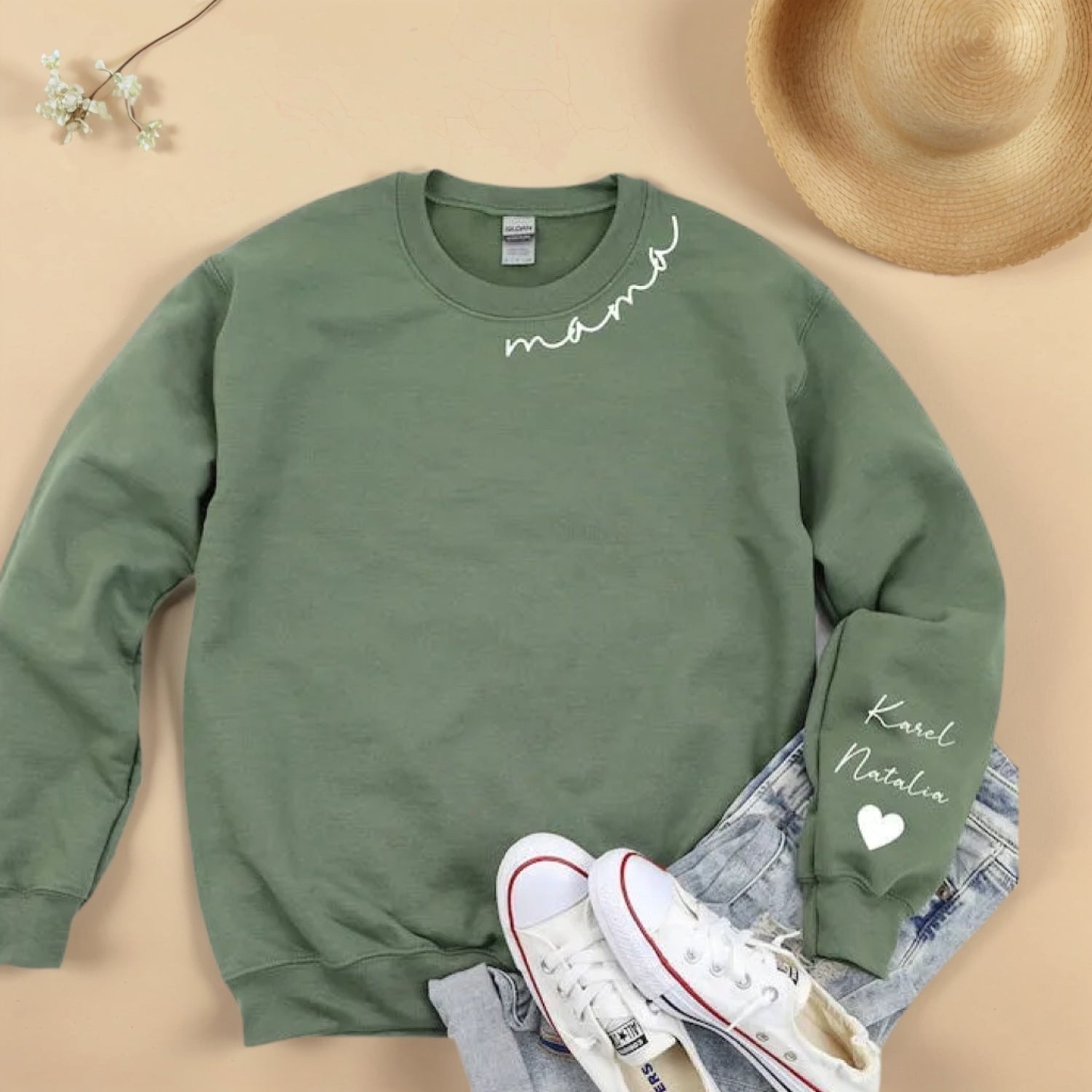 Personalized Mama Sweatshirt Featuring Names On Sleeve | SLIMG:7095772943016273577