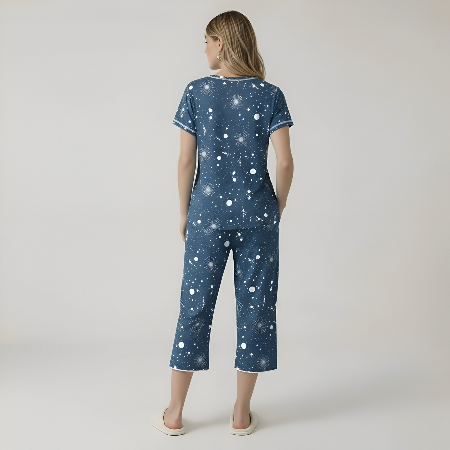 Printed Short Sleeve Capri Sleepwear Set For Women