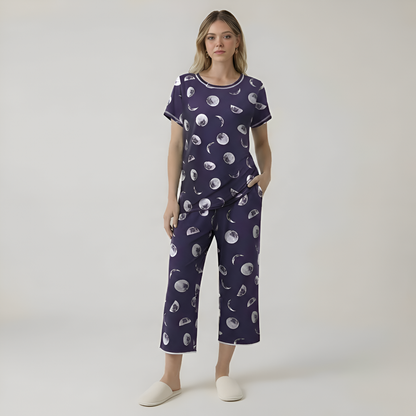 Printed Short Sleeve Capri Sleepwear Set For Women