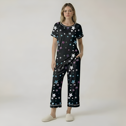 Short Sleeve Star Printed Capri Pajama Set For Women