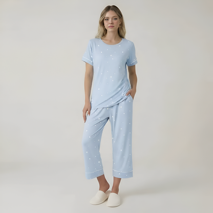Short Sleeve Star Printed Capri Pajama Set For Women