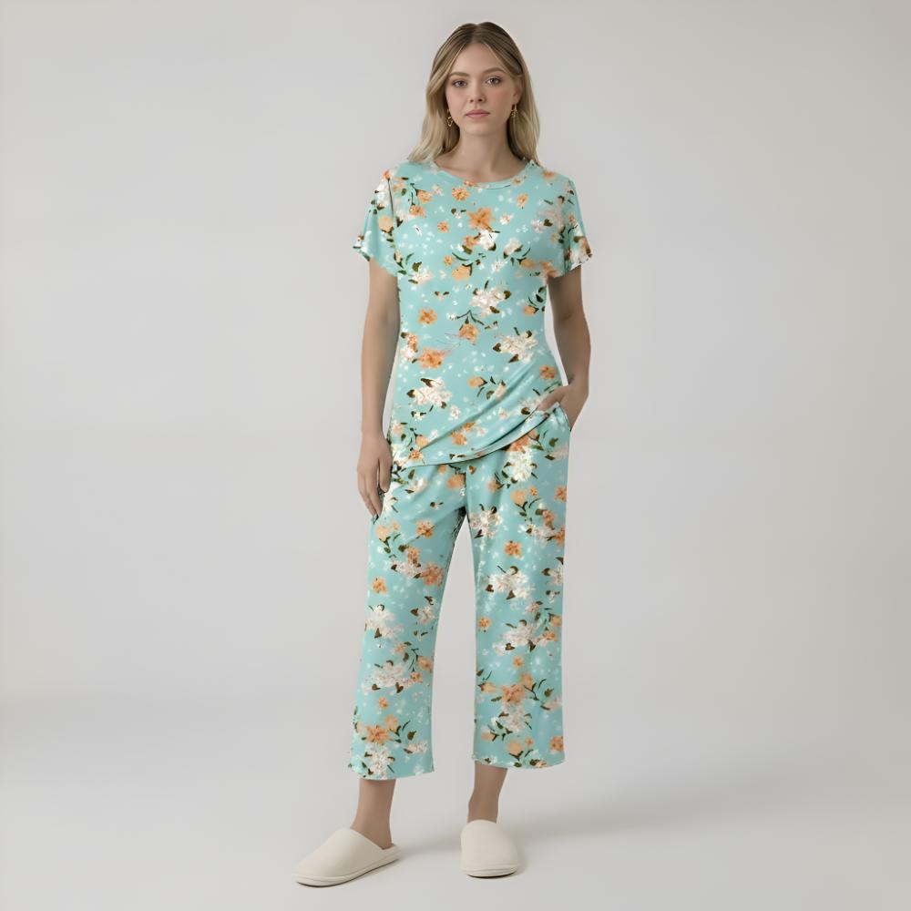Capri Style Pajama Set With Floral Design