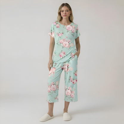 Capri Style Pajama Set With Floral Design